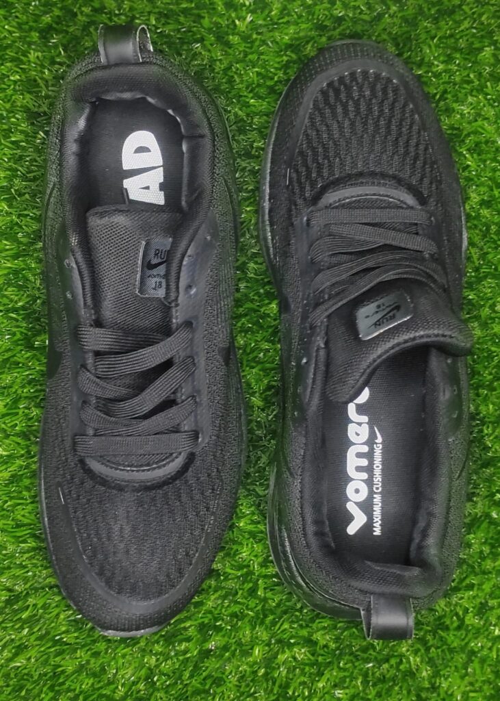 Nike vomero 18 color negro