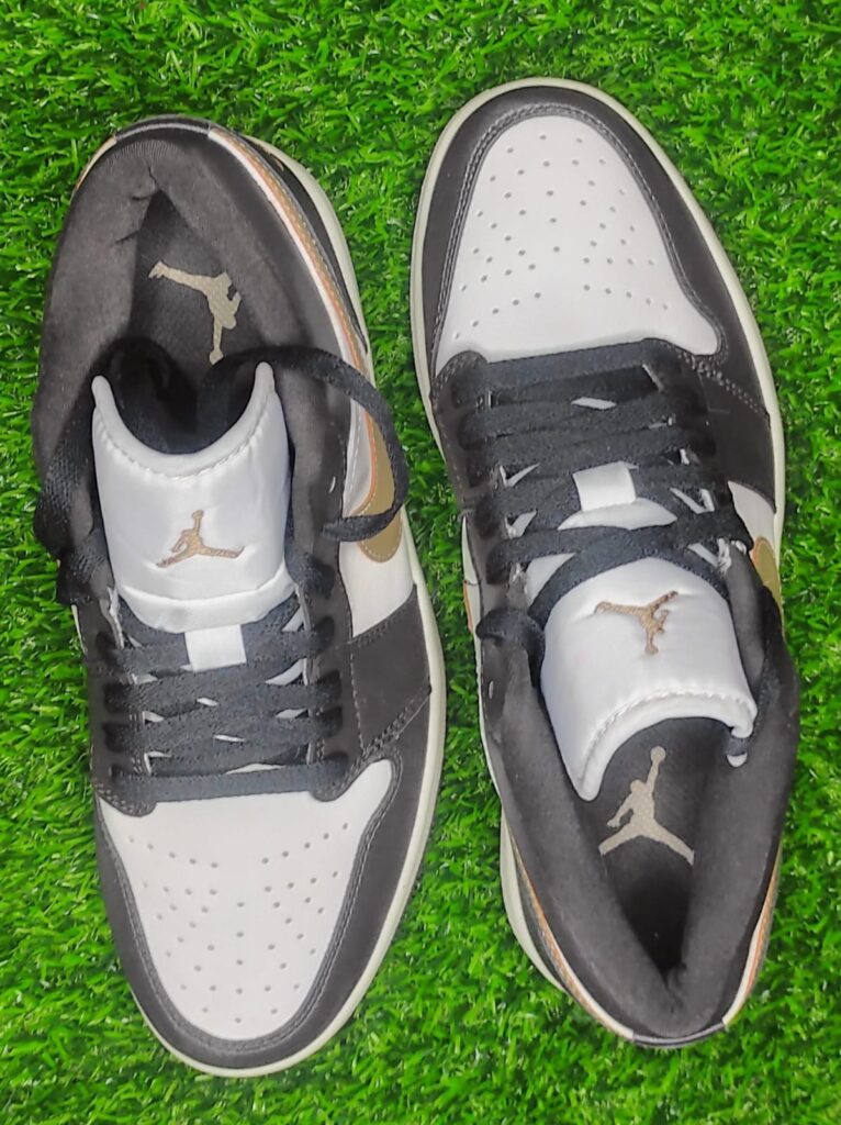 Nike air jordan 1 low