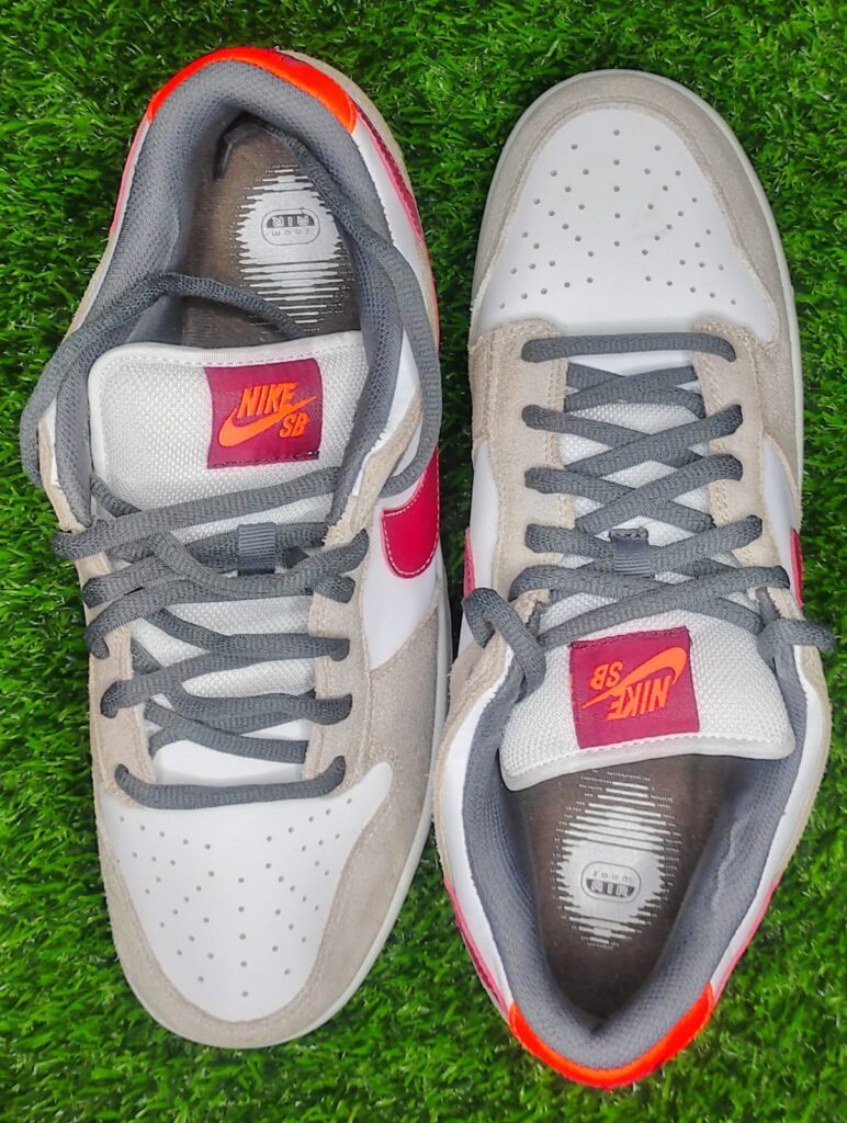 Nike SB Dunk Low 'City of Love'